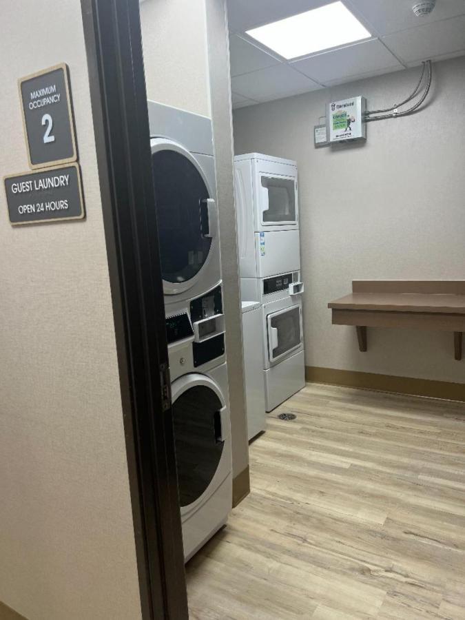 Mainstay Suites Colorado Springs East - Medical Center Area Екстер'єр фото