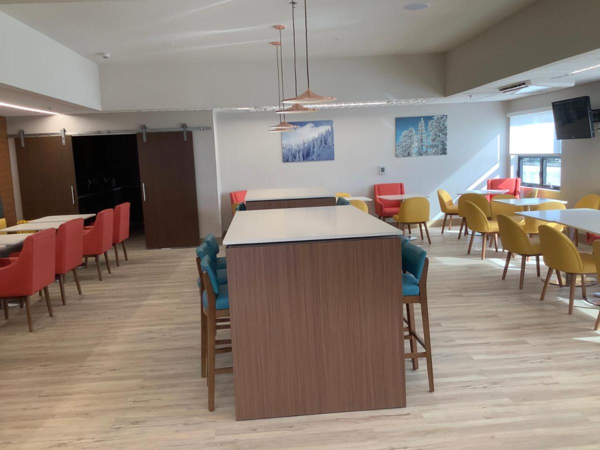 Mainstay Suites Colorado Springs East - Medical Center Area Екстер'єр фото