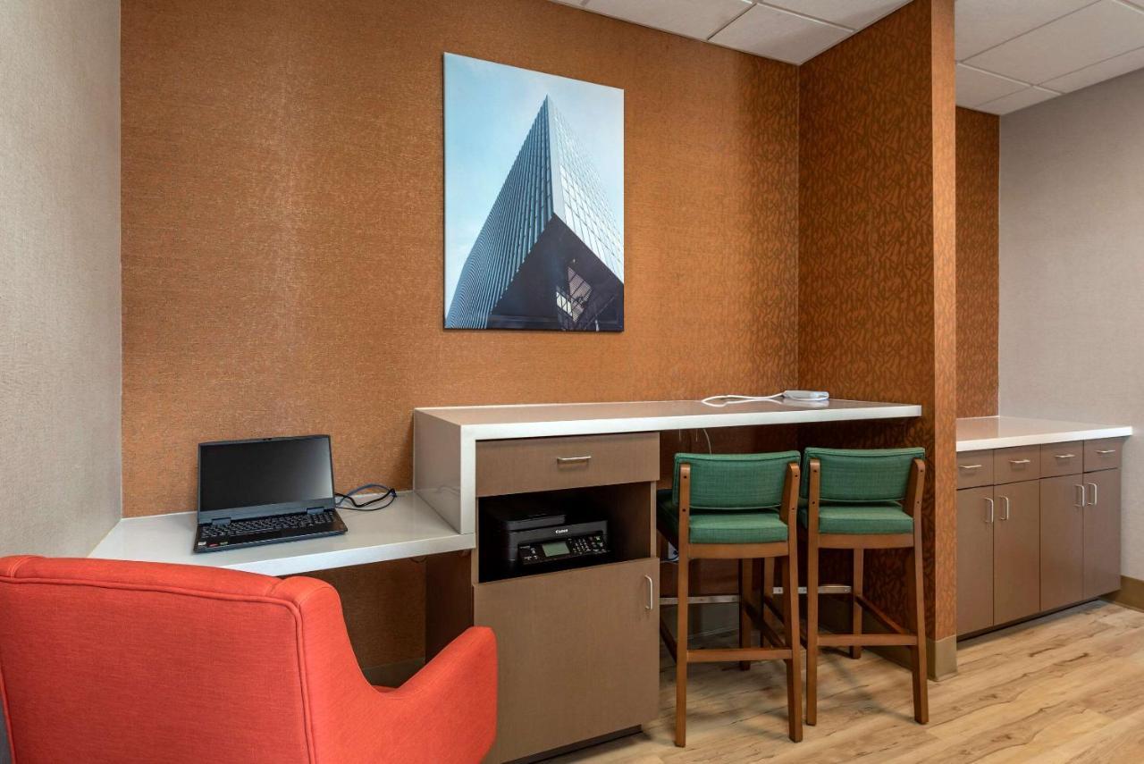 Mainstay Suites Colorado Springs East - Medical Center Area Екстер'єр фото
