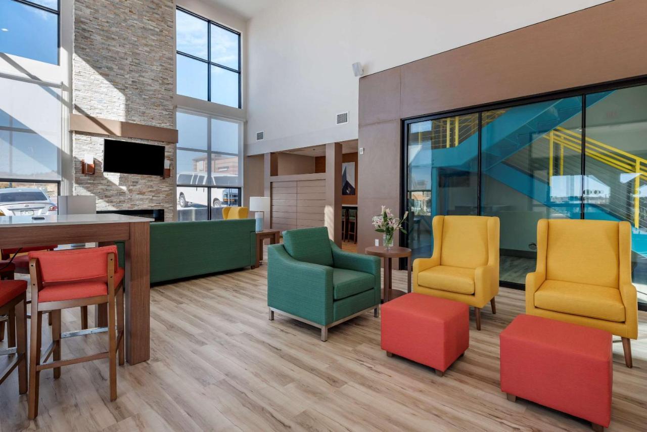Mainstay Suites Colorado Springs East - Medical Center Area Екстер'єр фото