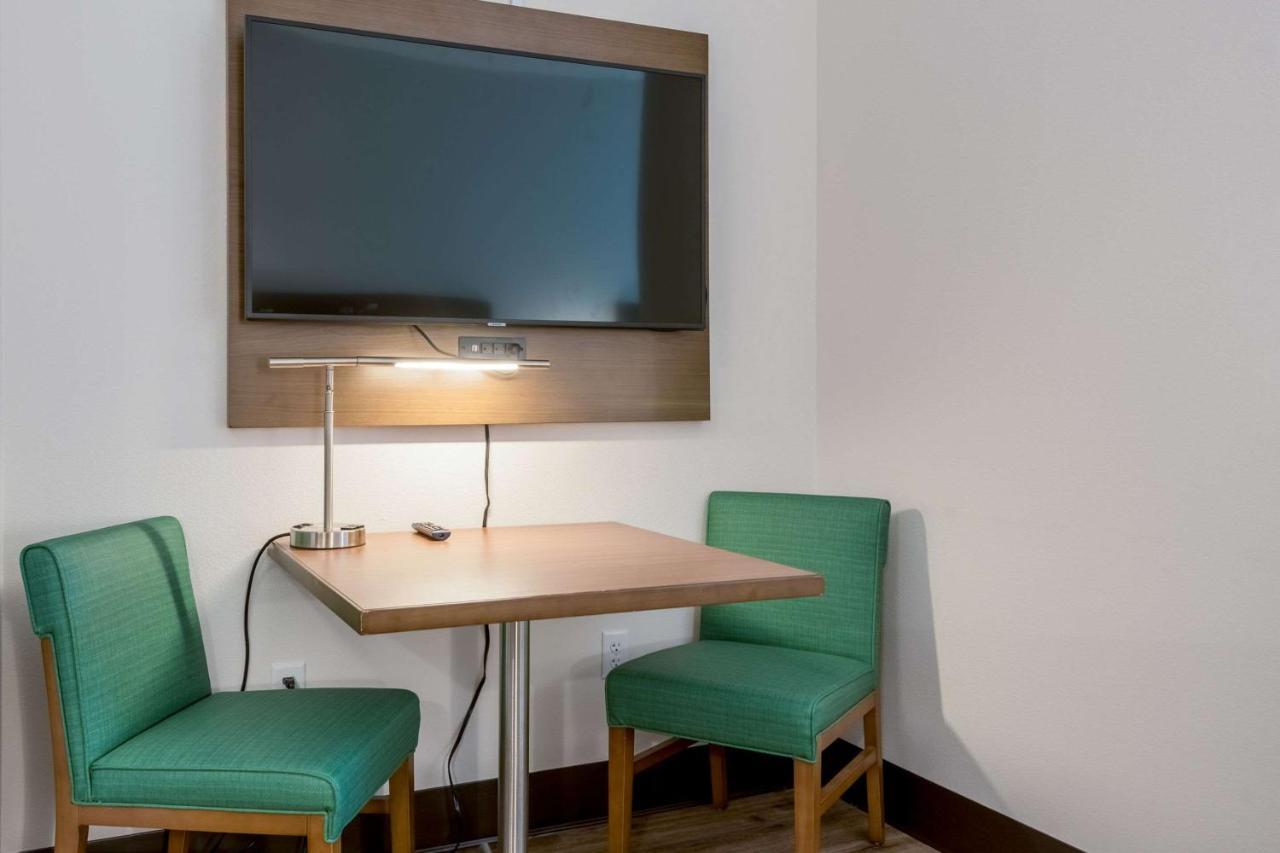 Mainstay Suites Colorado Springs East - Medical Center Area Екстер'єр фото